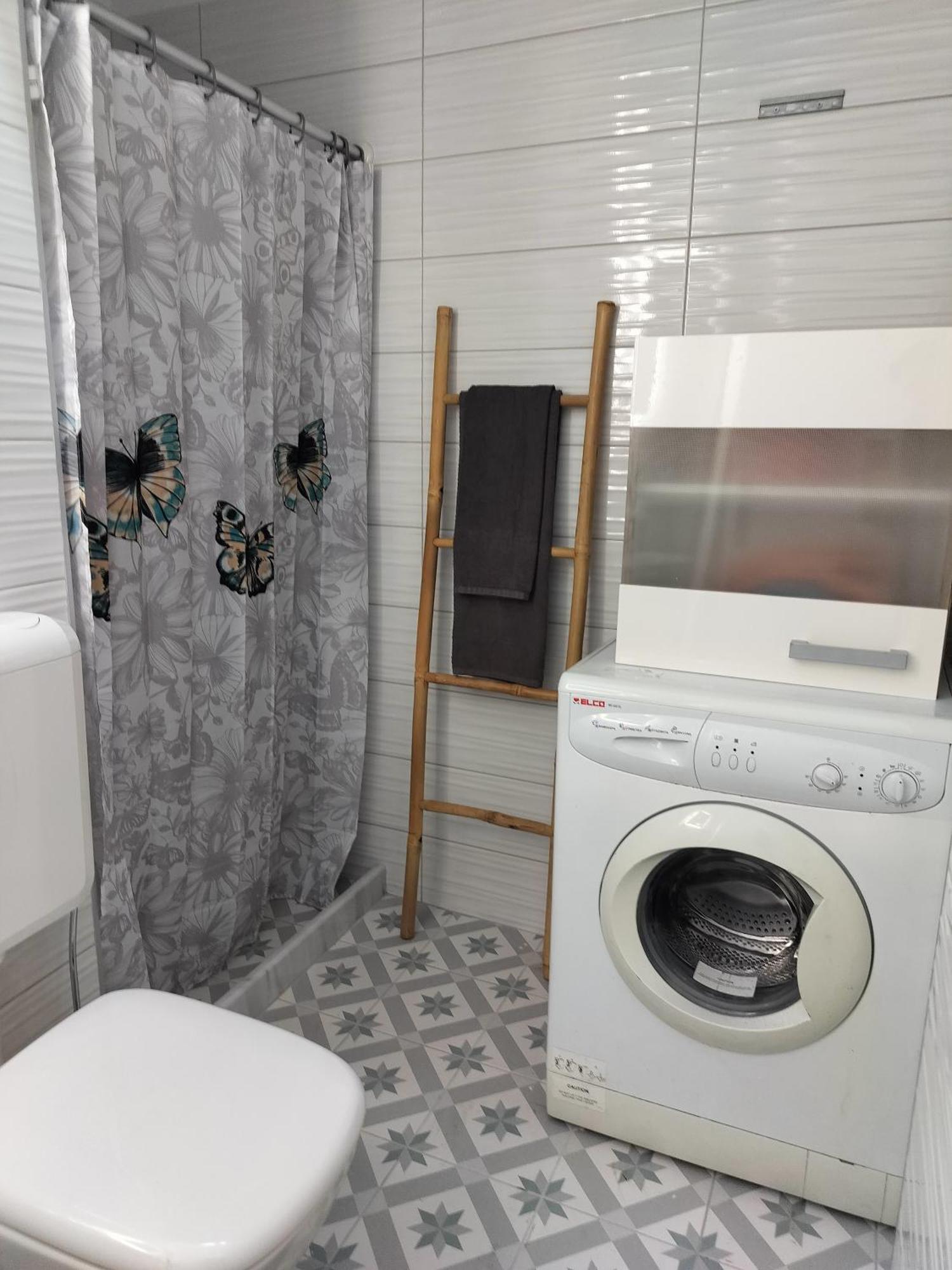 Cozy Central Flat In Pyrgos Near Olympia Exterior foto
